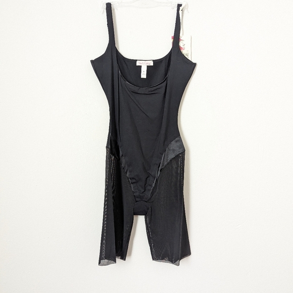 NWT SPANX Haute Contour Pitch Black Open Bust Mid Thigh Shapewear Bodysuit - Picture 1 of 4